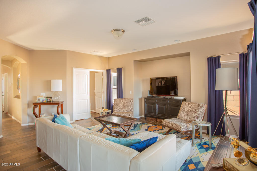 CHAPARRAL VILLAGE NORTH - Residential