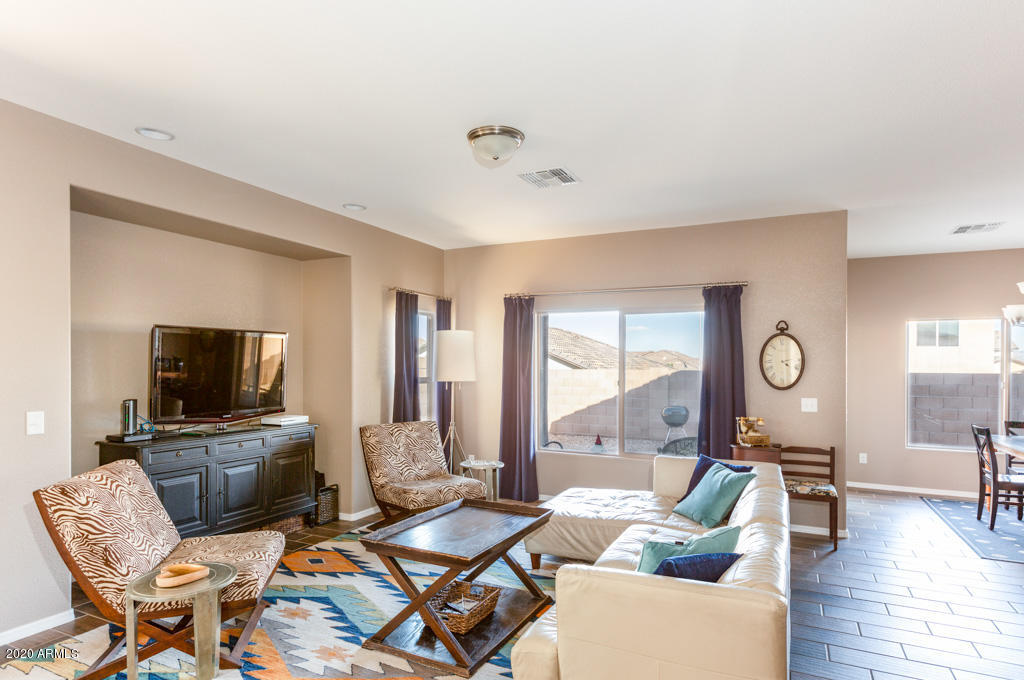 CHAPARRAL VILLAGE NORTH - Residential