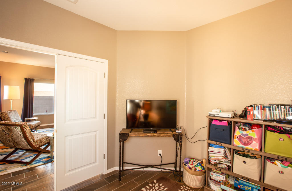 CHAPARRAL VILLAGE NORTH - Residential