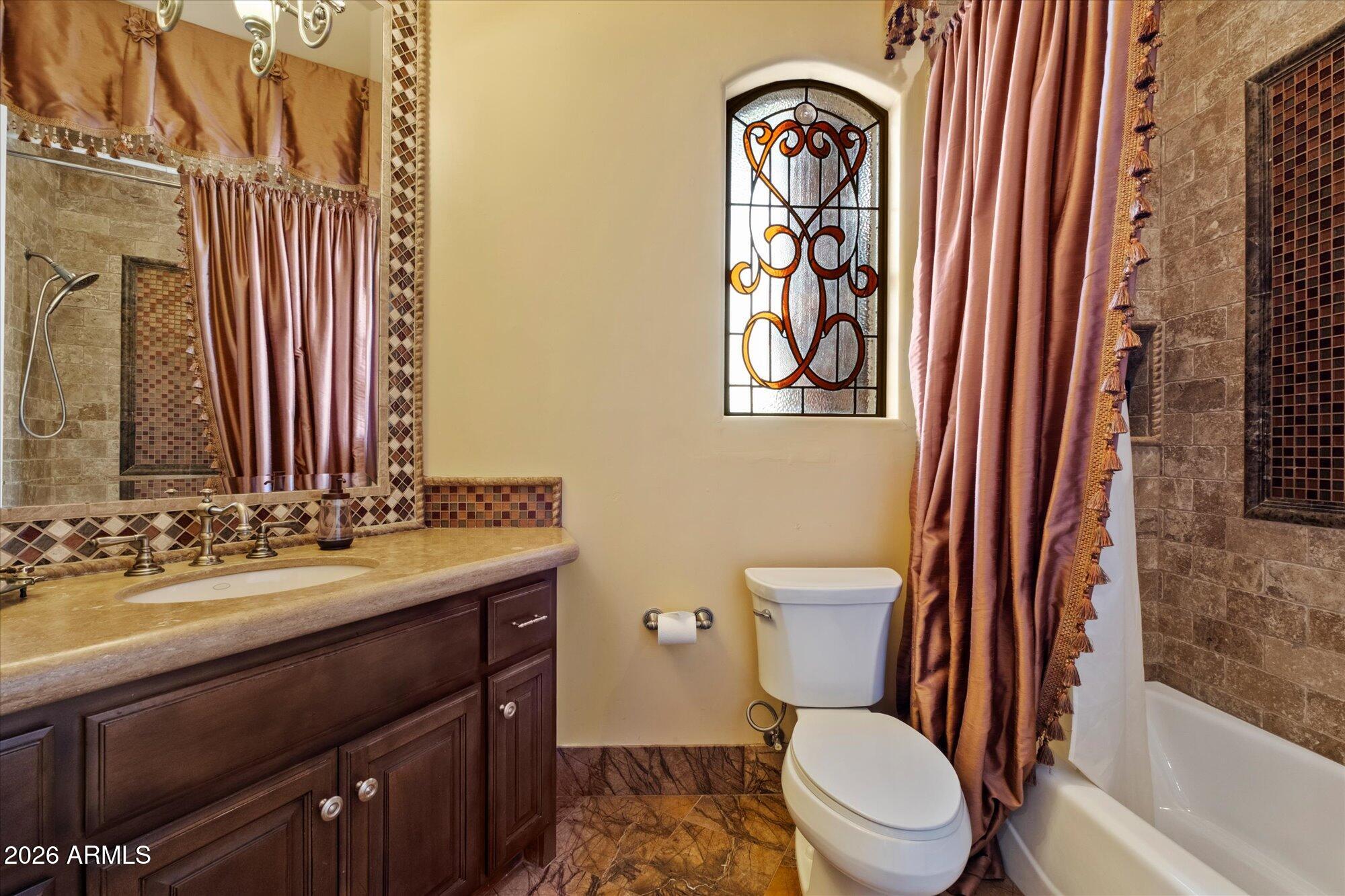Paradise Valley, Arizona, 85253, United States, 8 Bedrooms Bedrooms, ,10 BathroomsBathrooms,Residential,Active,2017867