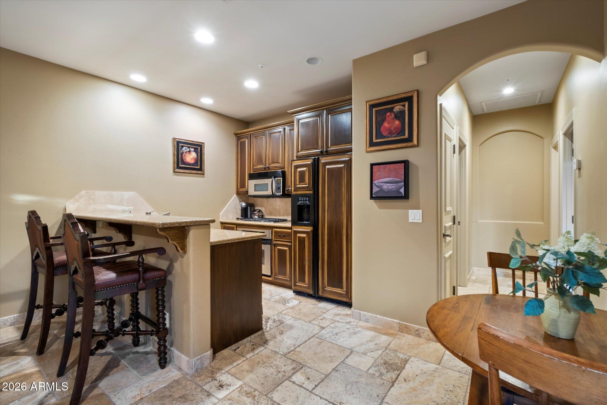 Paradise Valley, Arizona, 85253, United States, 8 Bedrooms Bedrooms, ,10 BathroomsBathrooms,Residential,Active,2017867