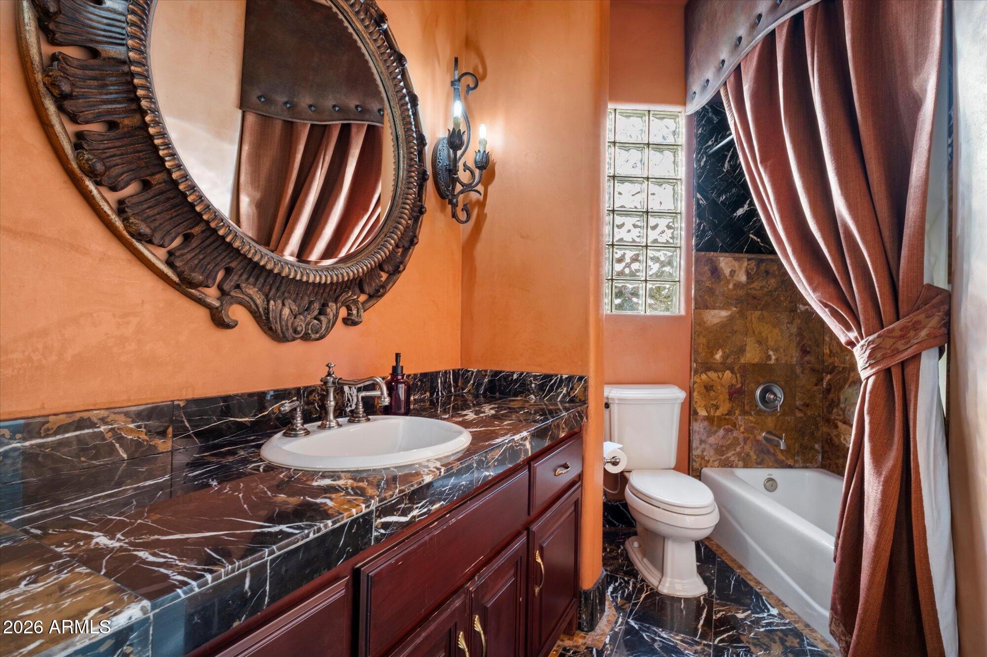 Paradise Valley, Arizona, 85253, United States, 8 Bedrooms Bedrooms, ,10 BathroomsBathrooms,Residential,Active,2017867