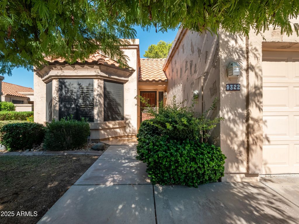 Photo of 9322 W Topeka Drive, Peoria, AZ 85382 (MLS # 6928219)