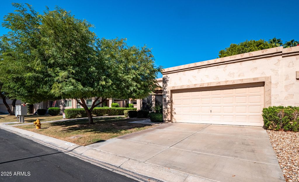 Photo of 9322 W Topeka Drive, Peoria, AZ 85382 (MLS # 6928219)
