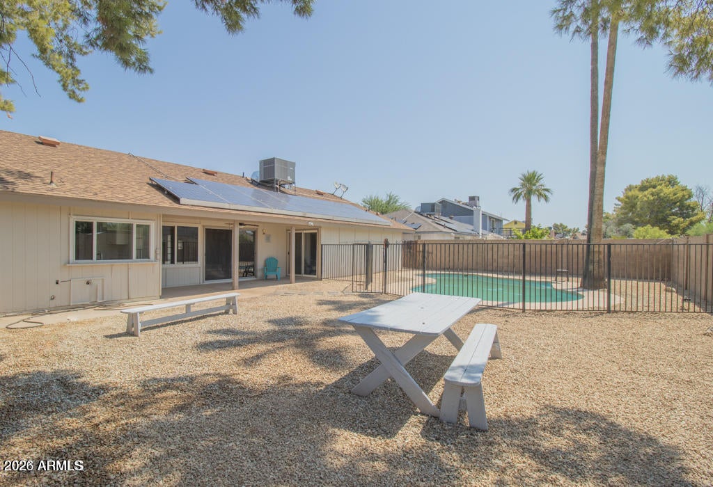 3953 W GLENAIRE Drive