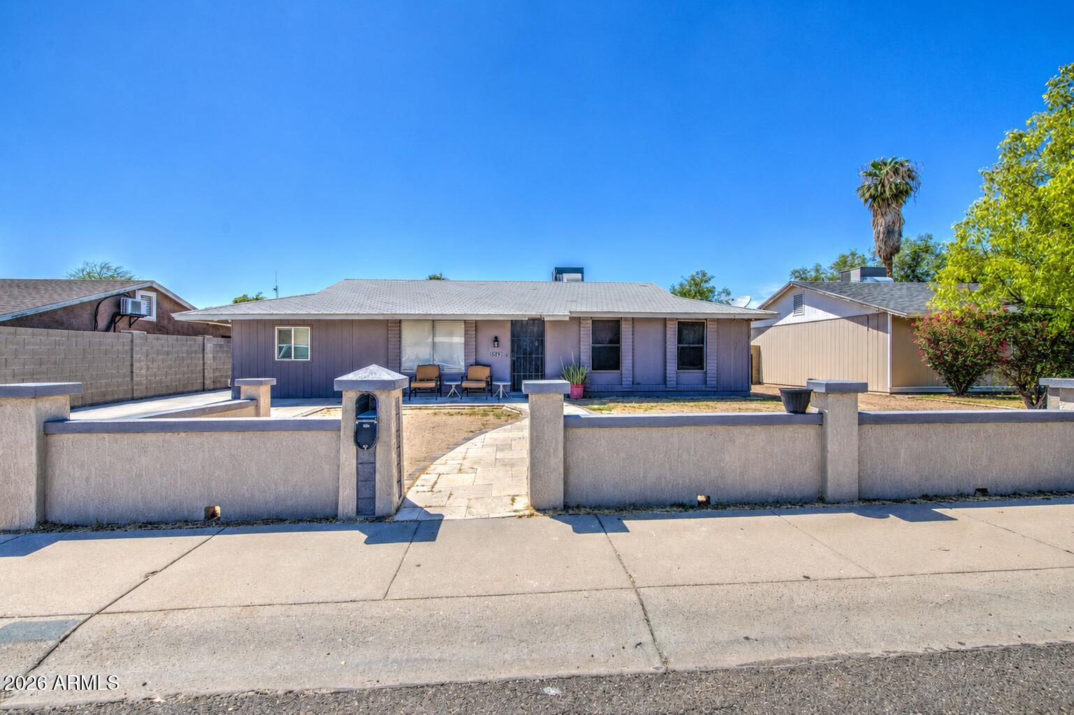 3642 N 72nd Drive