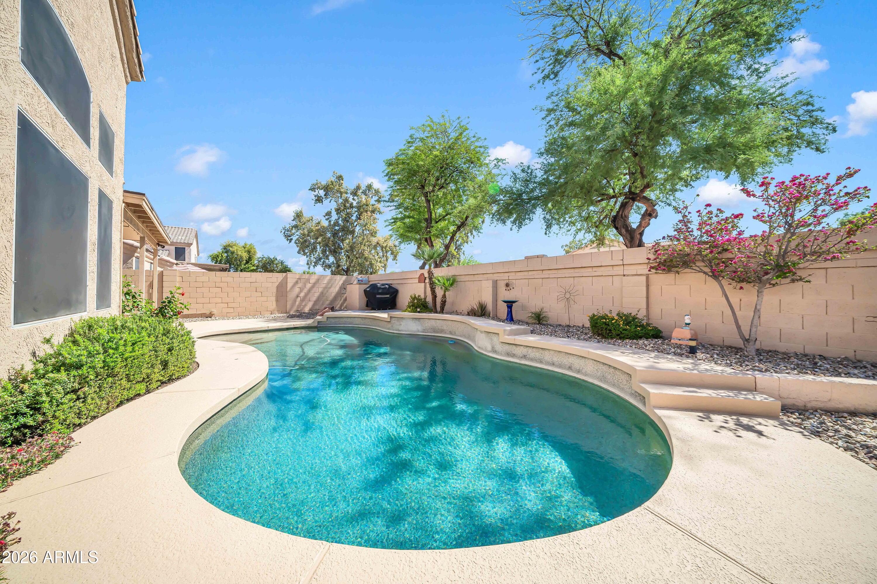 3325 N 115TH Lane