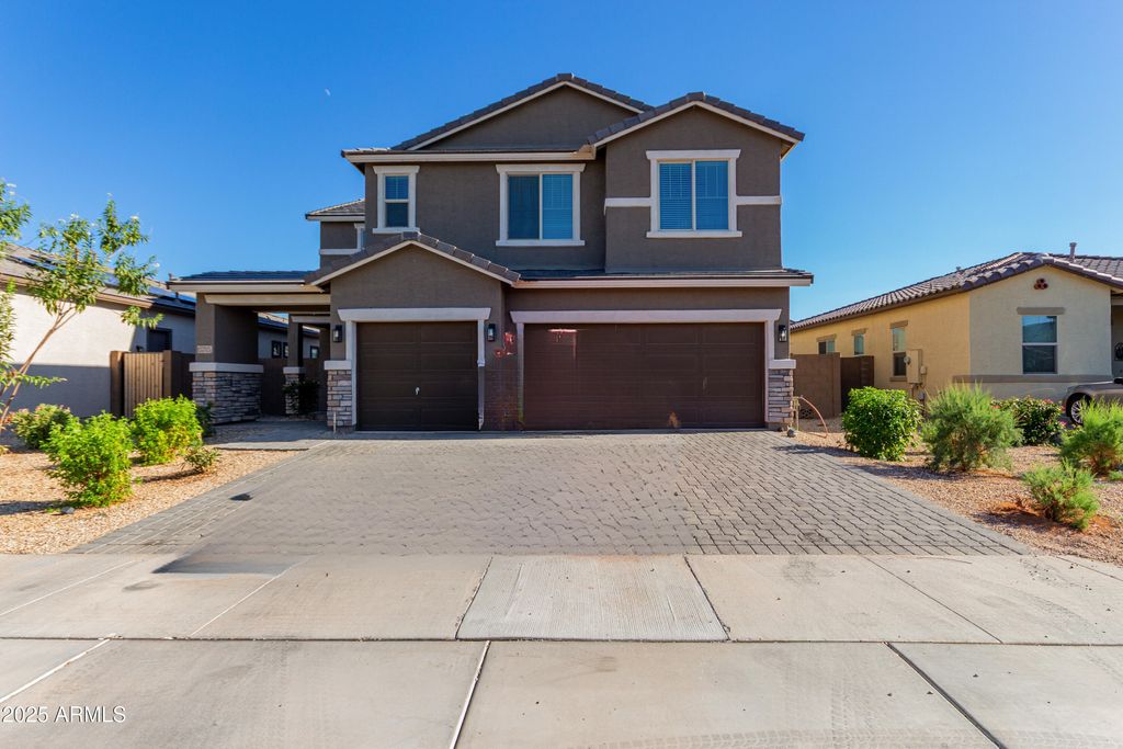 Photo of 15715 W Adams Street, Goodyear, AZ 85338 (MLS # 6912353)