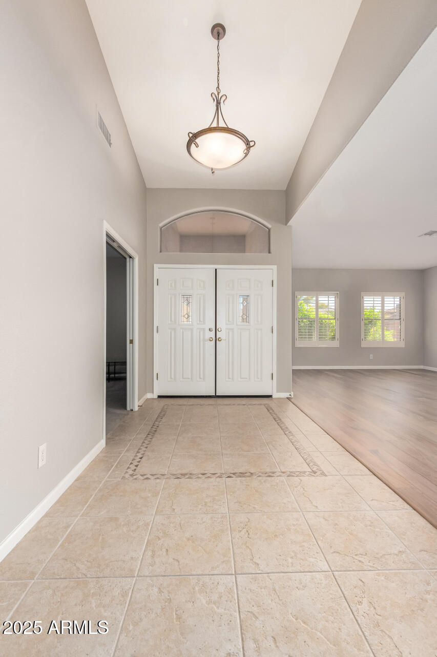 24648 S DESERT TRAIL Drive