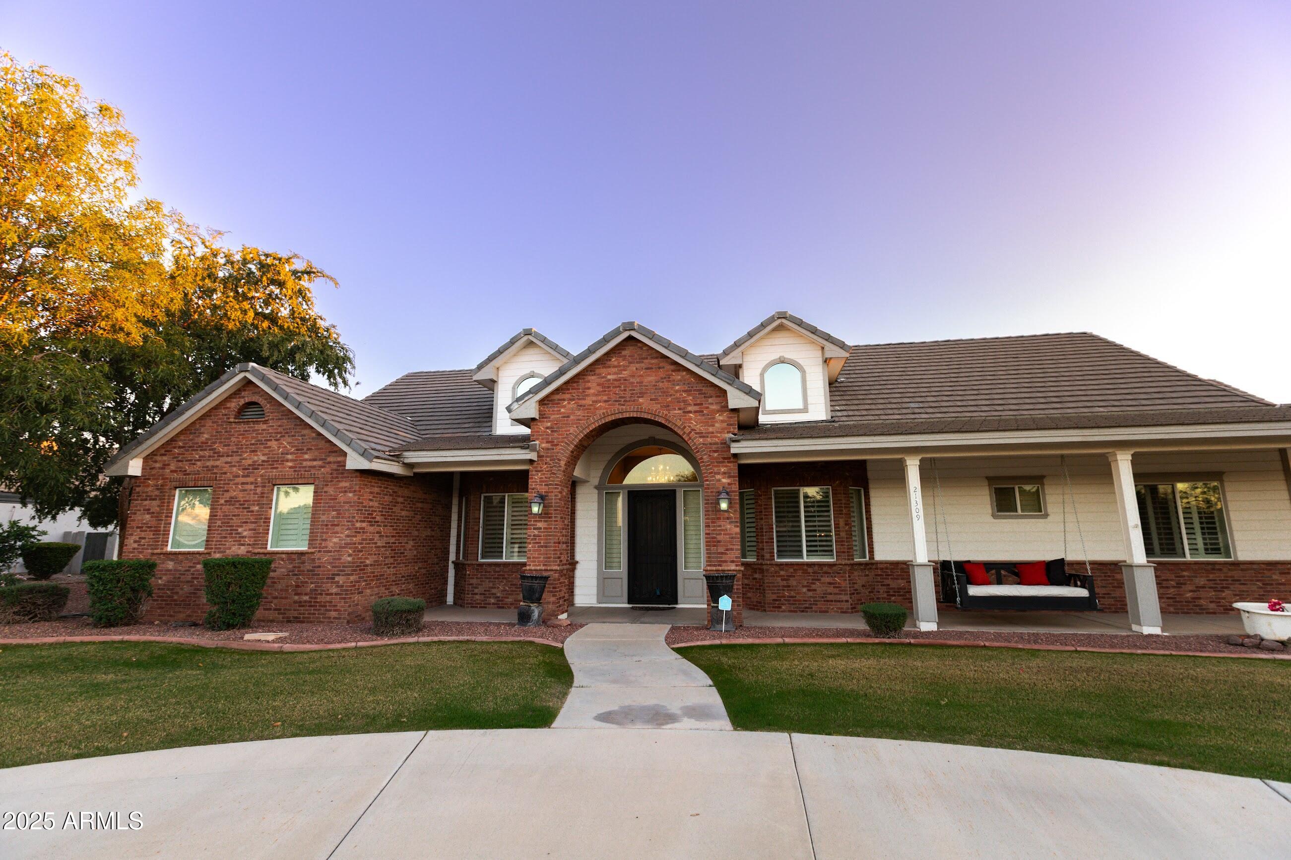 21309 E EXCELSIOR Avenue