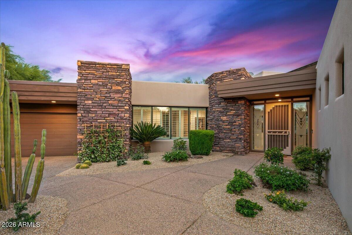 9937 E TAOS Drive