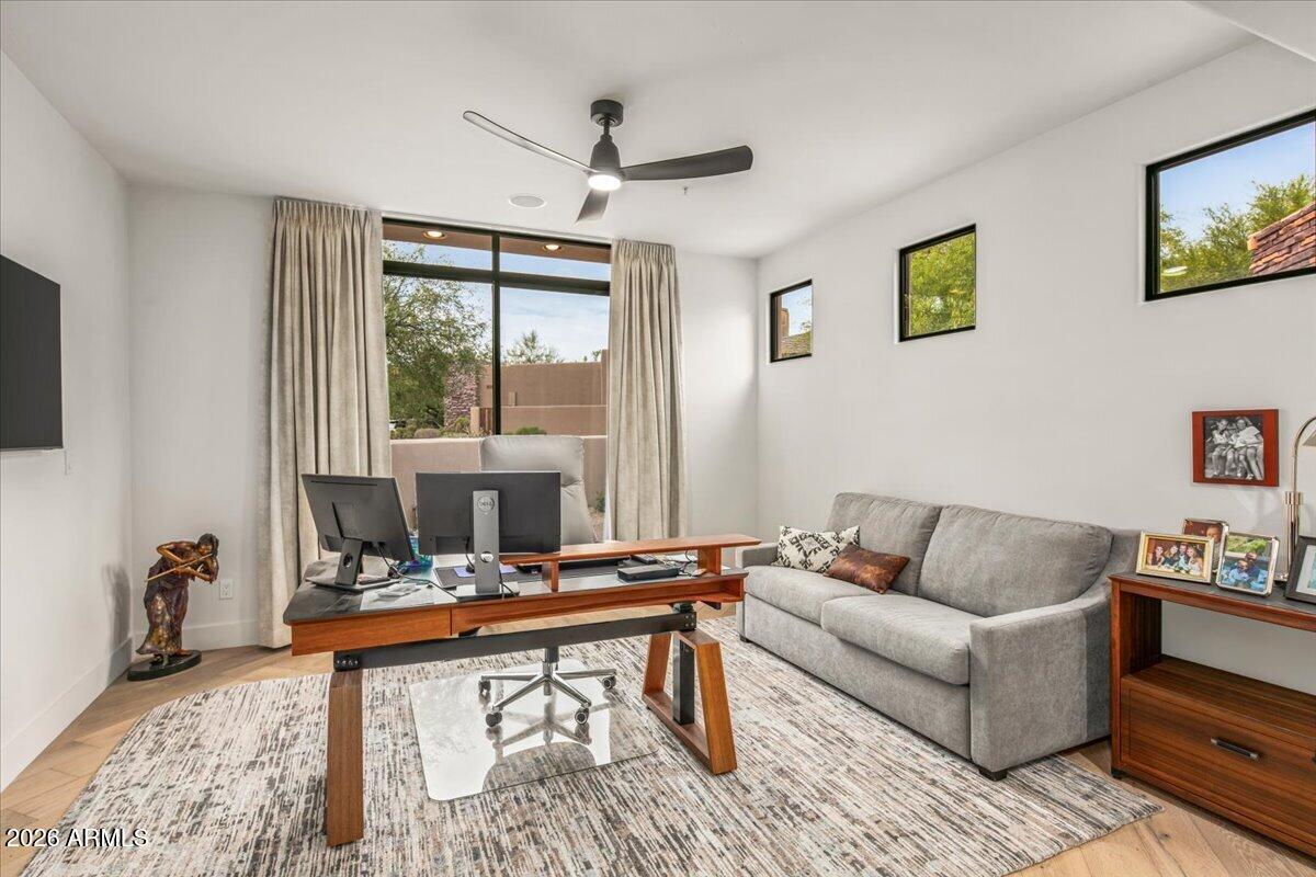 DESERT MOUNTAIN PHASE 2 UNIT TWENTY-FIVE - Residential