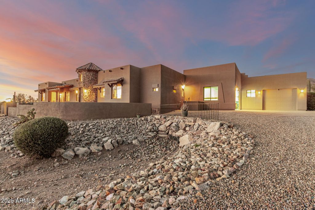 Photo of 4755 S Pura Vida Way, Gold Canyon, AZ 85118 (MLS # 6923686)