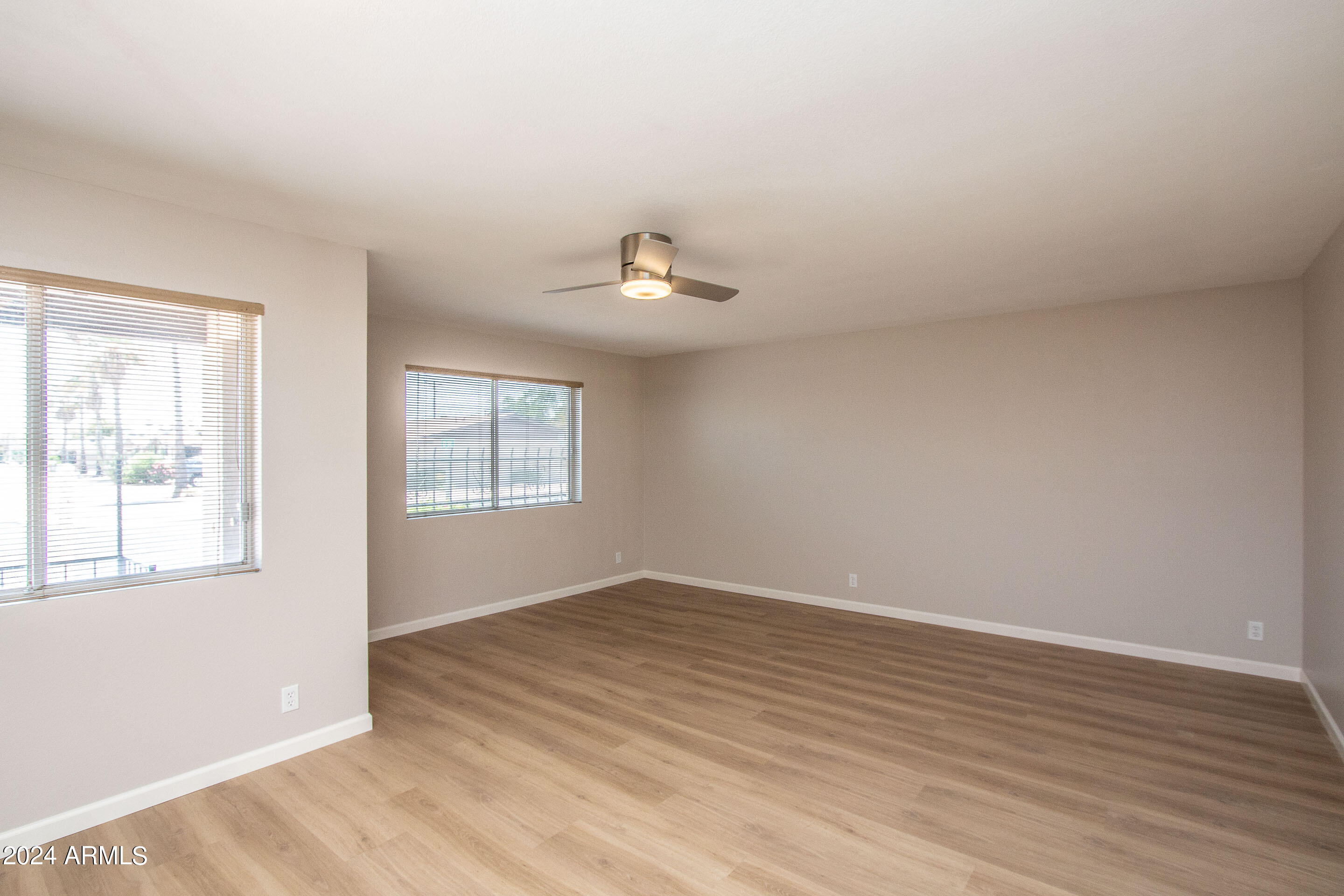 4502 E CAROL Avenue Unit 1