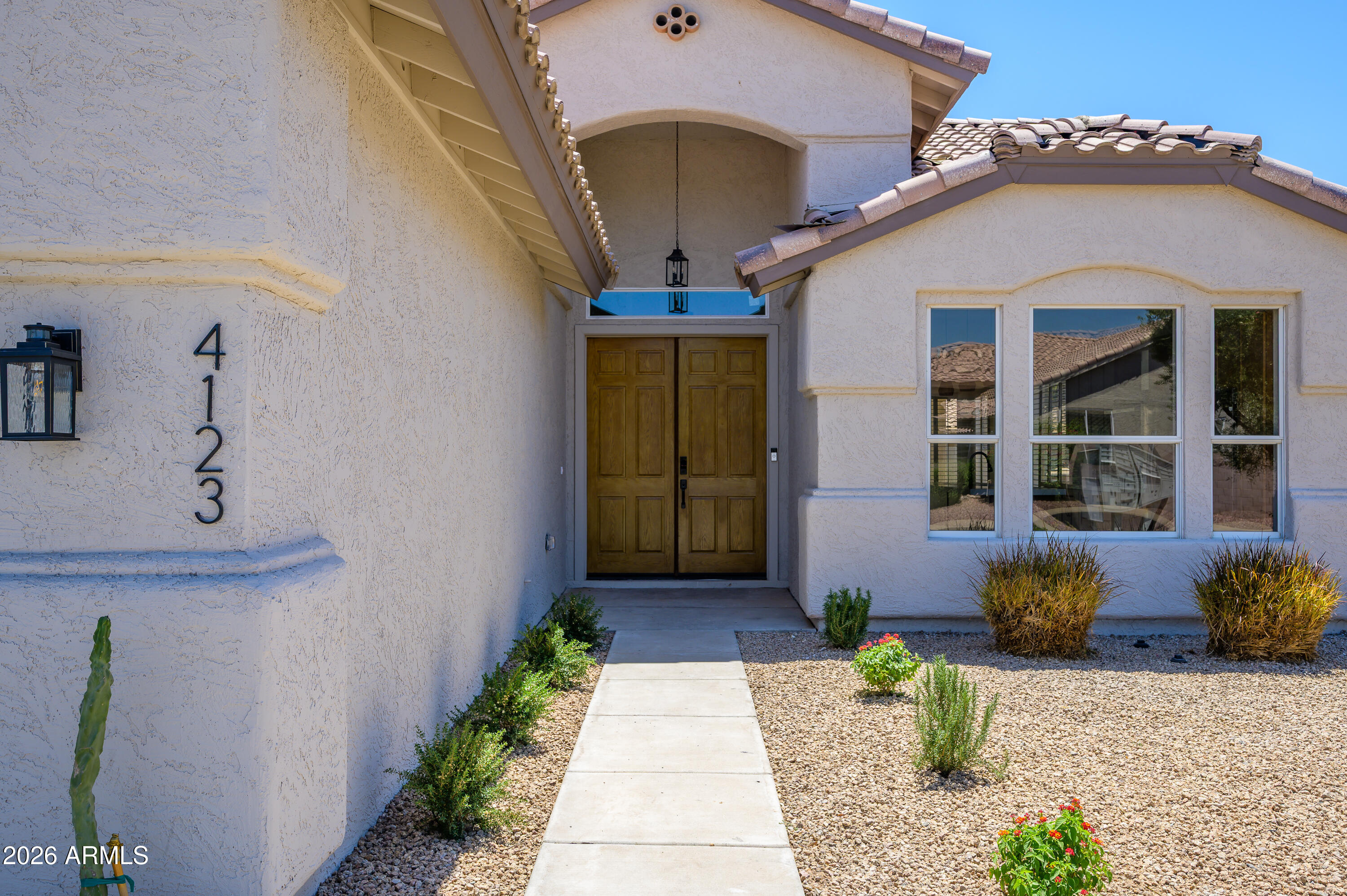 4123 W POTTER Drive