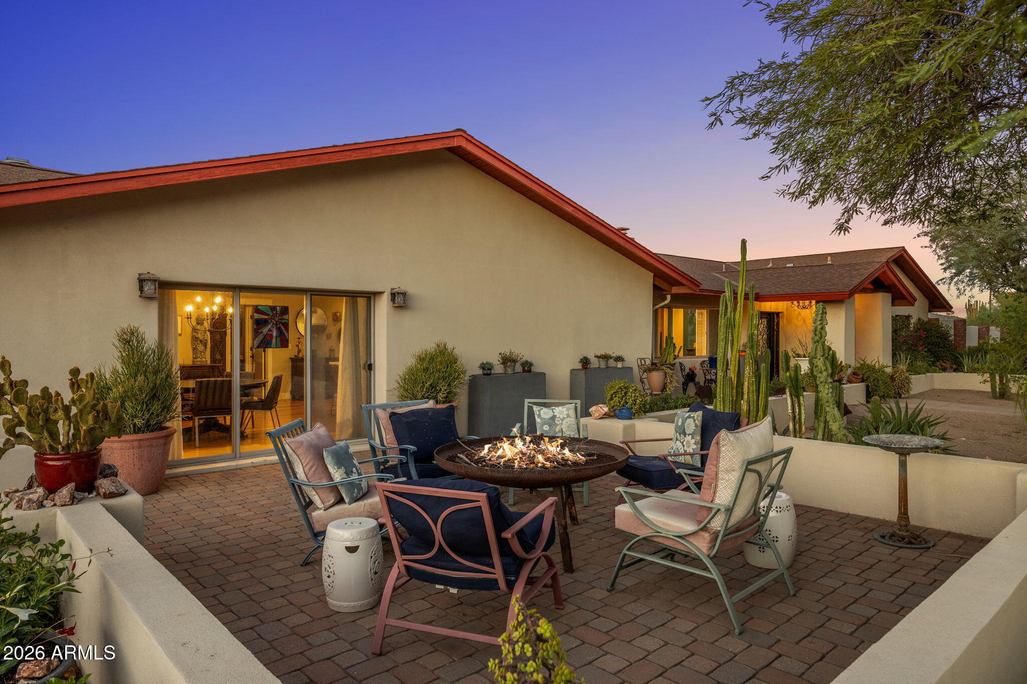 5914 E WILSHIRE Drive