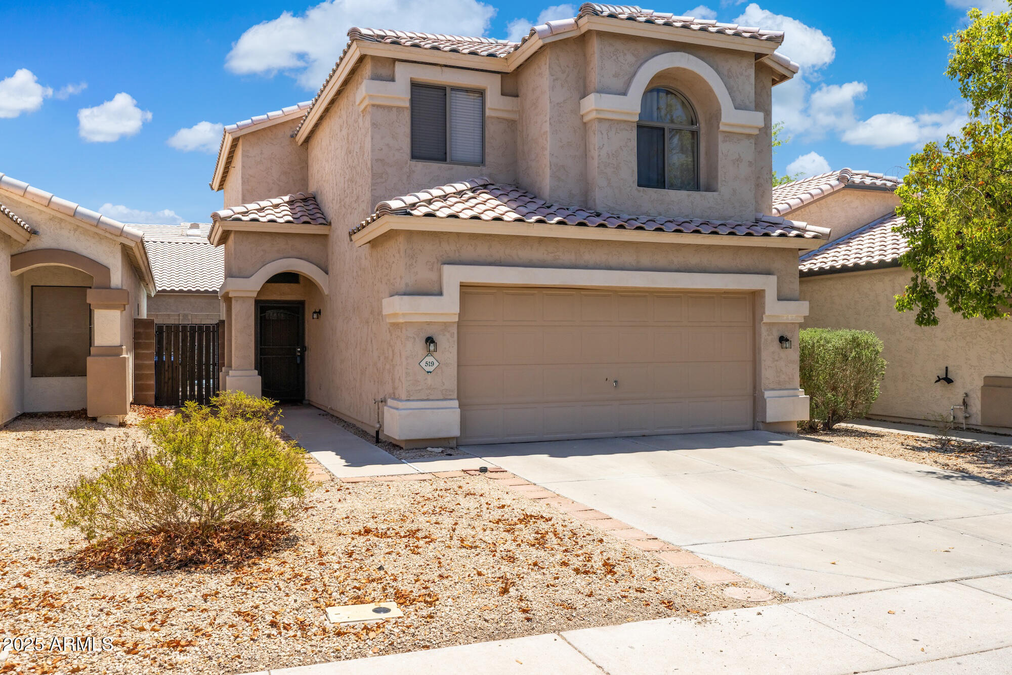 Homes 1 519 S ABBEY --