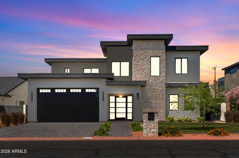 Photo of 4852 E Piccadilly Road, Phoenix, AZ 85018 (MLS # 7004095)