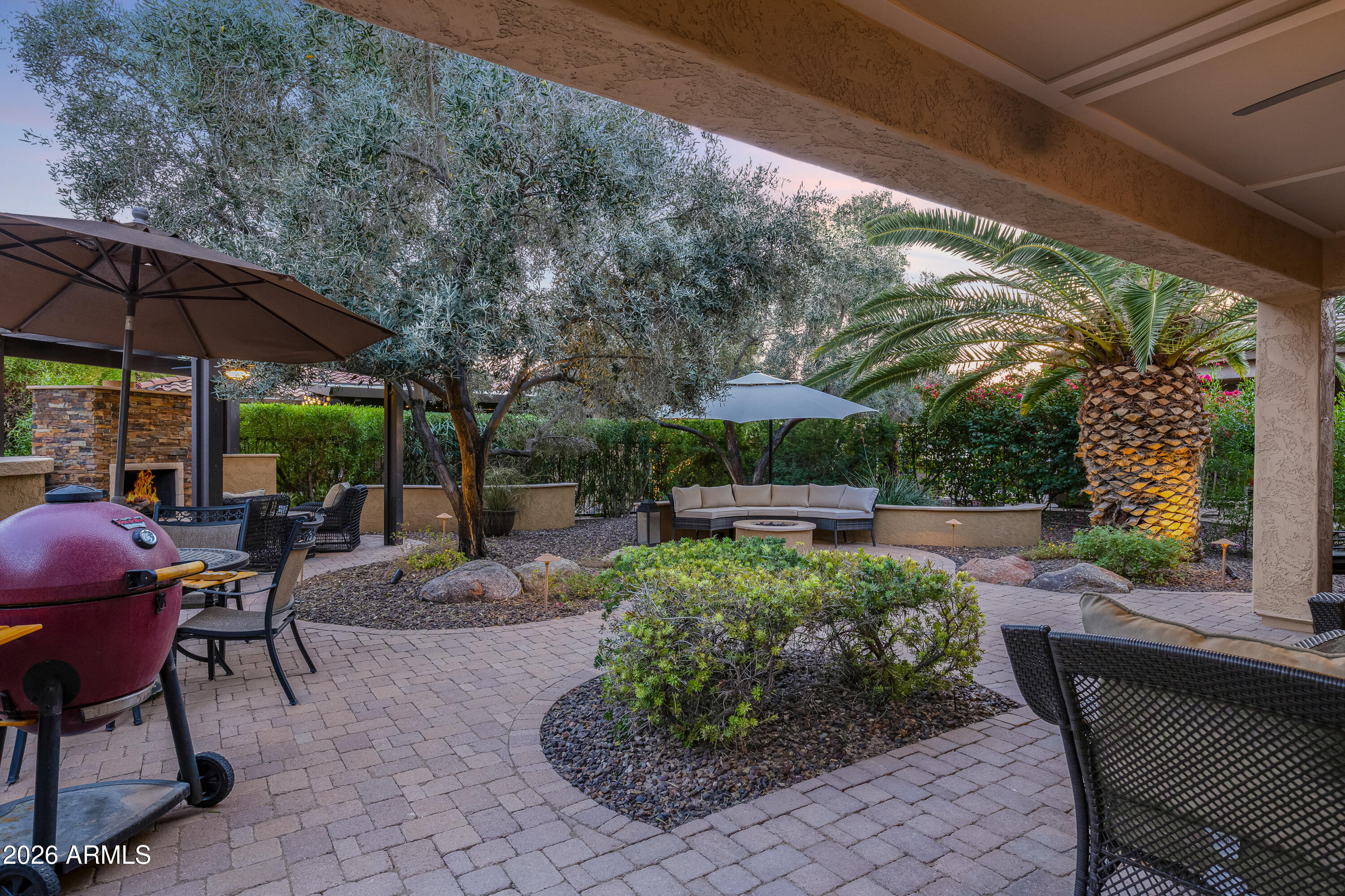 13049 W CLIFFROSE Road