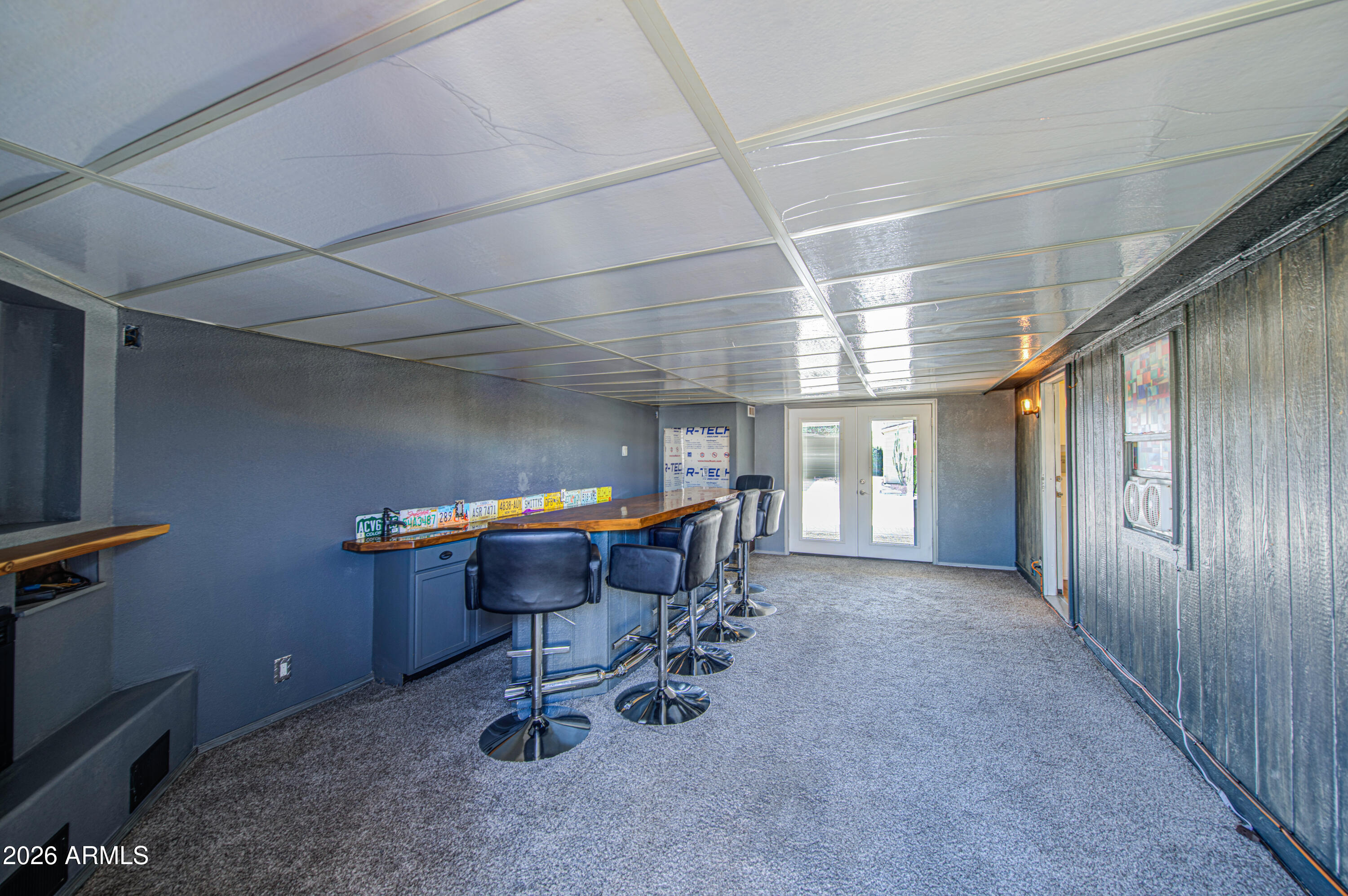 2208 W BASELINE Avenue 76
