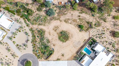 Photo of 6415 E Lomas Verdes Drive #4, Scottsdale, AZ 85266 (MLS # 6950689)