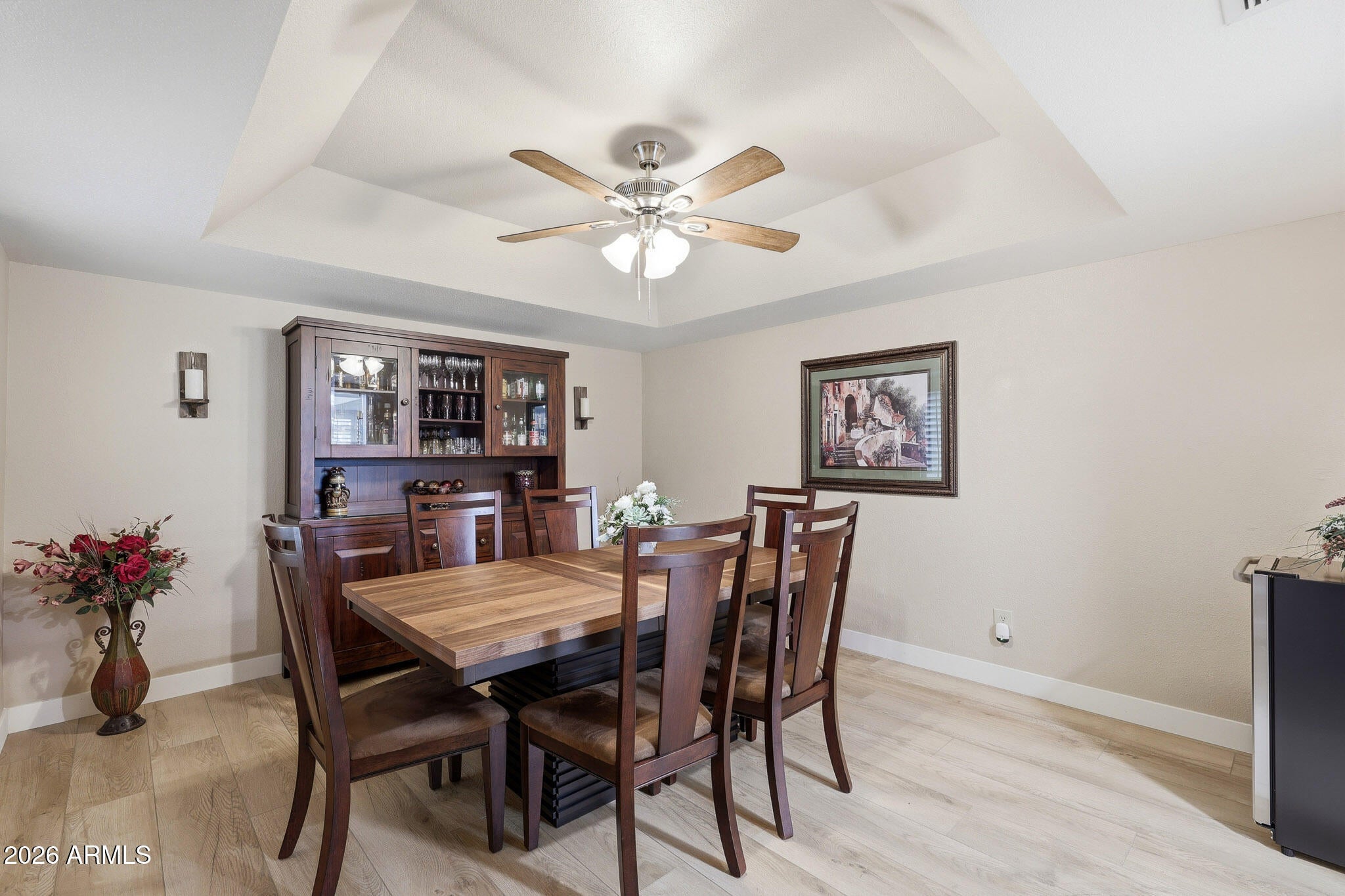 10414 E SILVERTREE Drive