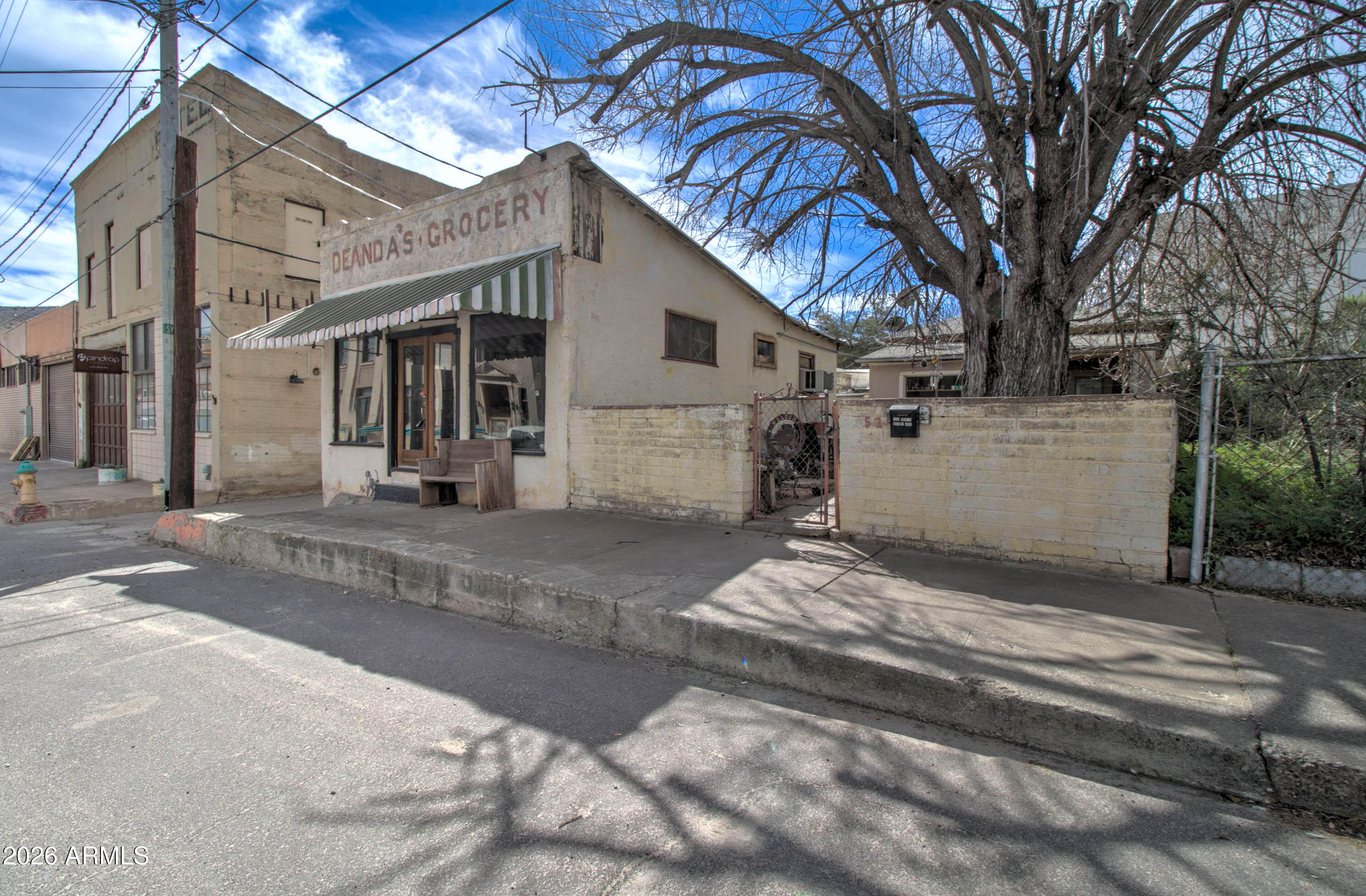 180 & 182 N MIAMI Avenue