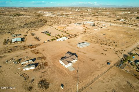 A home in Tonopah