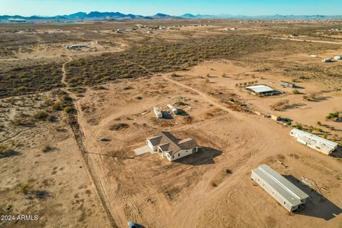 A home in Tonopah