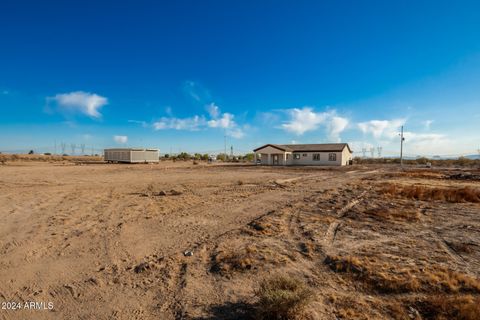 A home in Tonopah