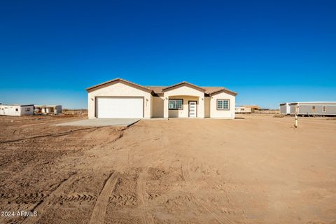 A home in Tonopah