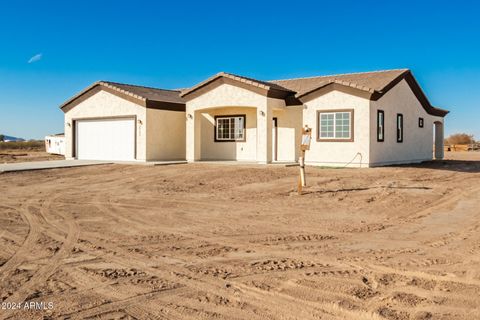 A home in Tonopah