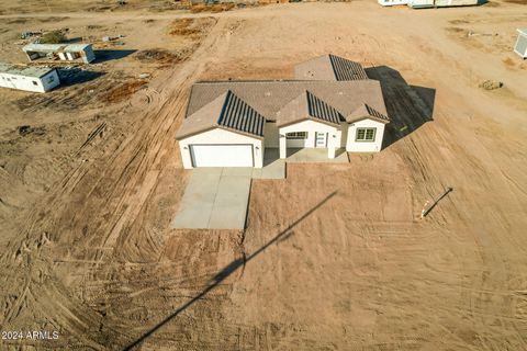 A home in Tonopah