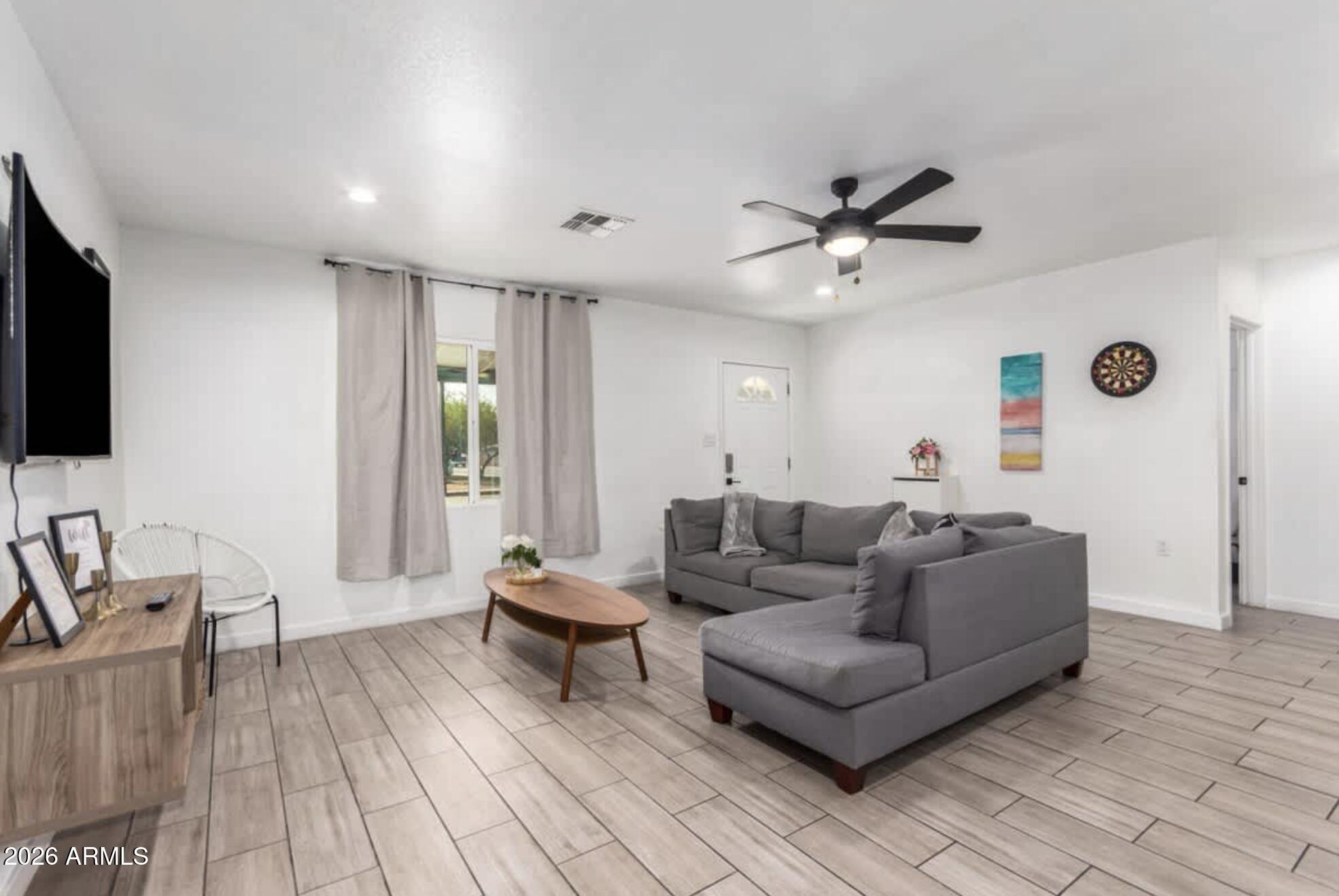 3502 E GARFIELD Street