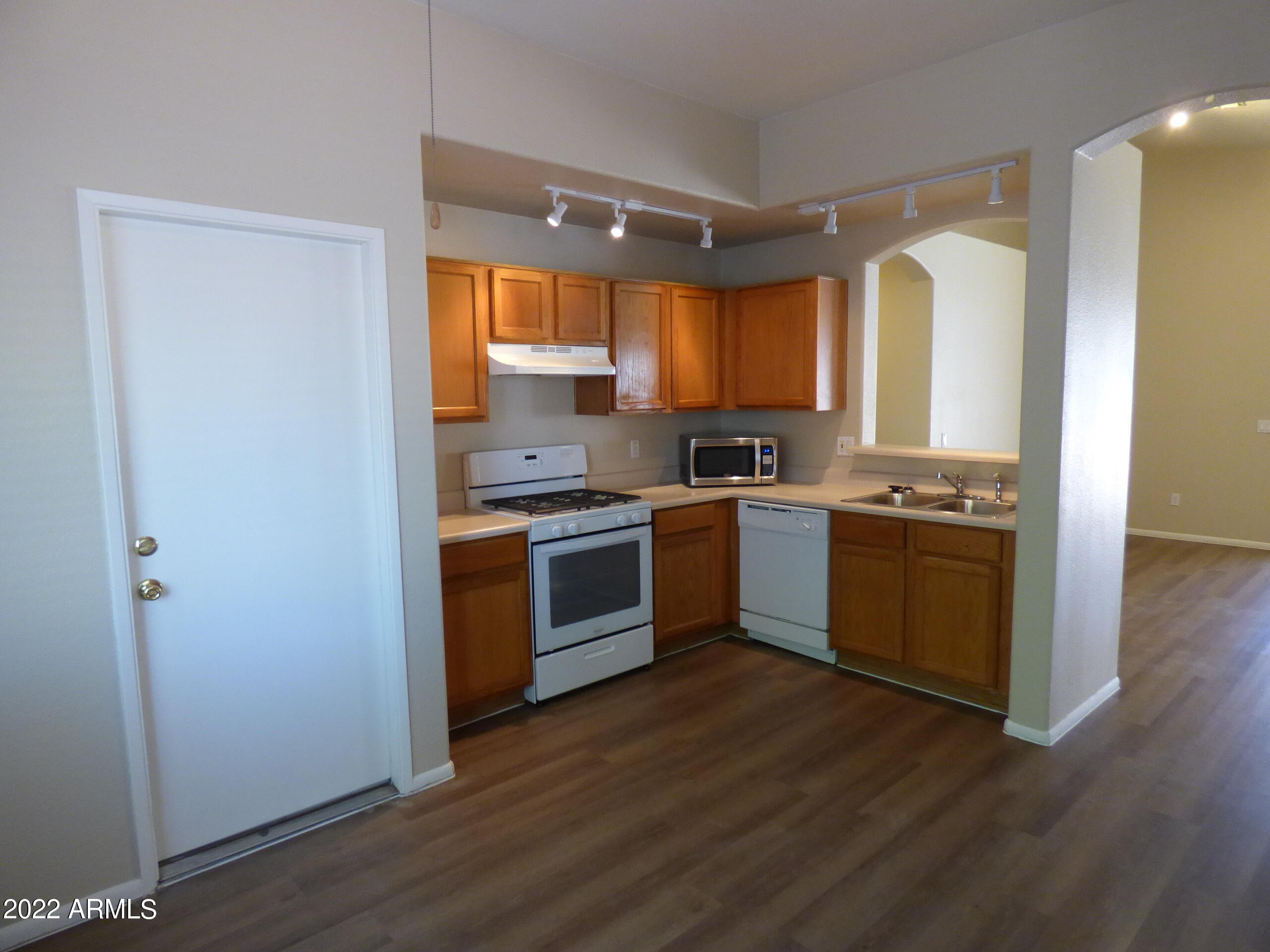 16144 W GRANT Street