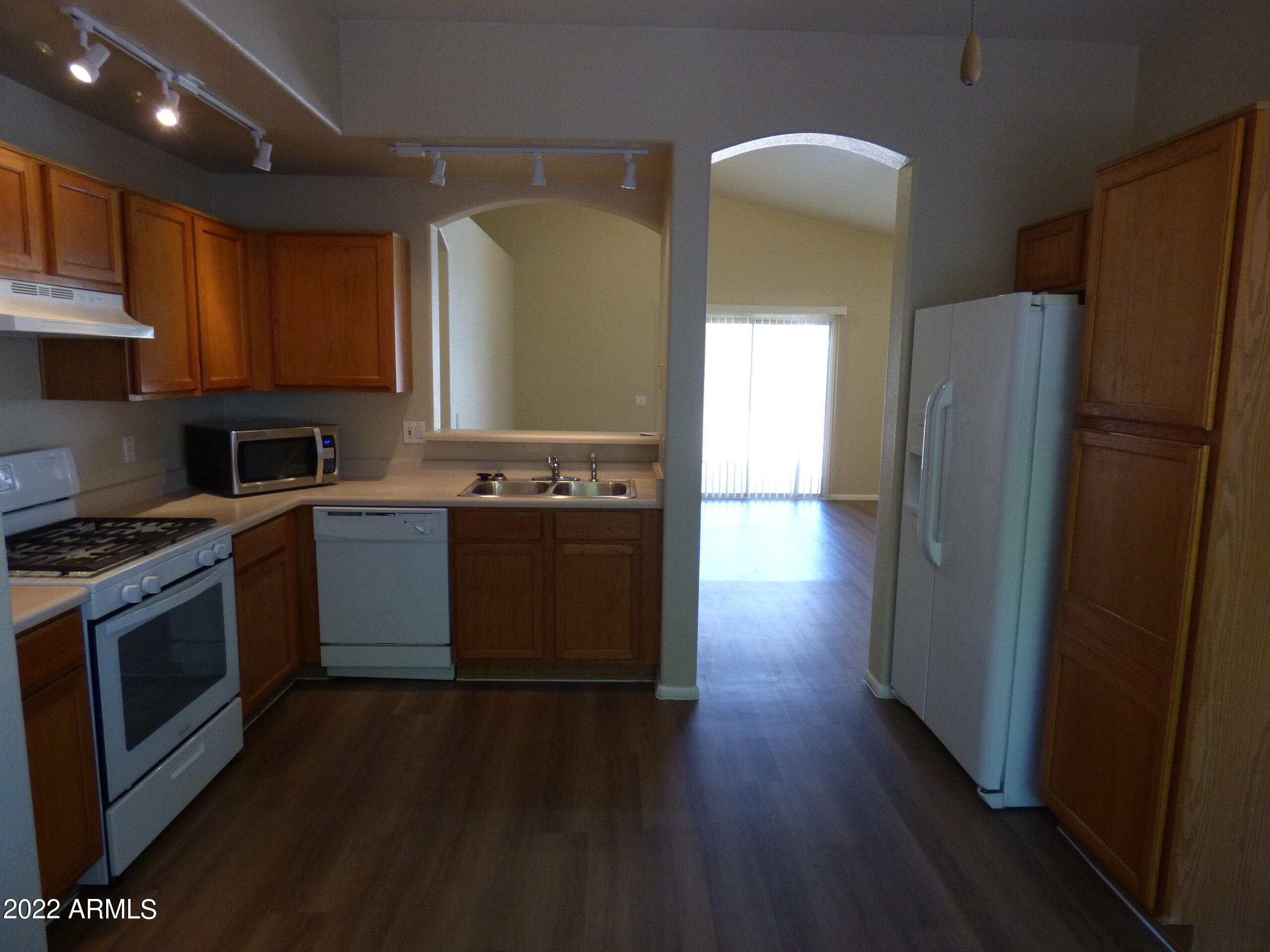 16144 W GRANT Street