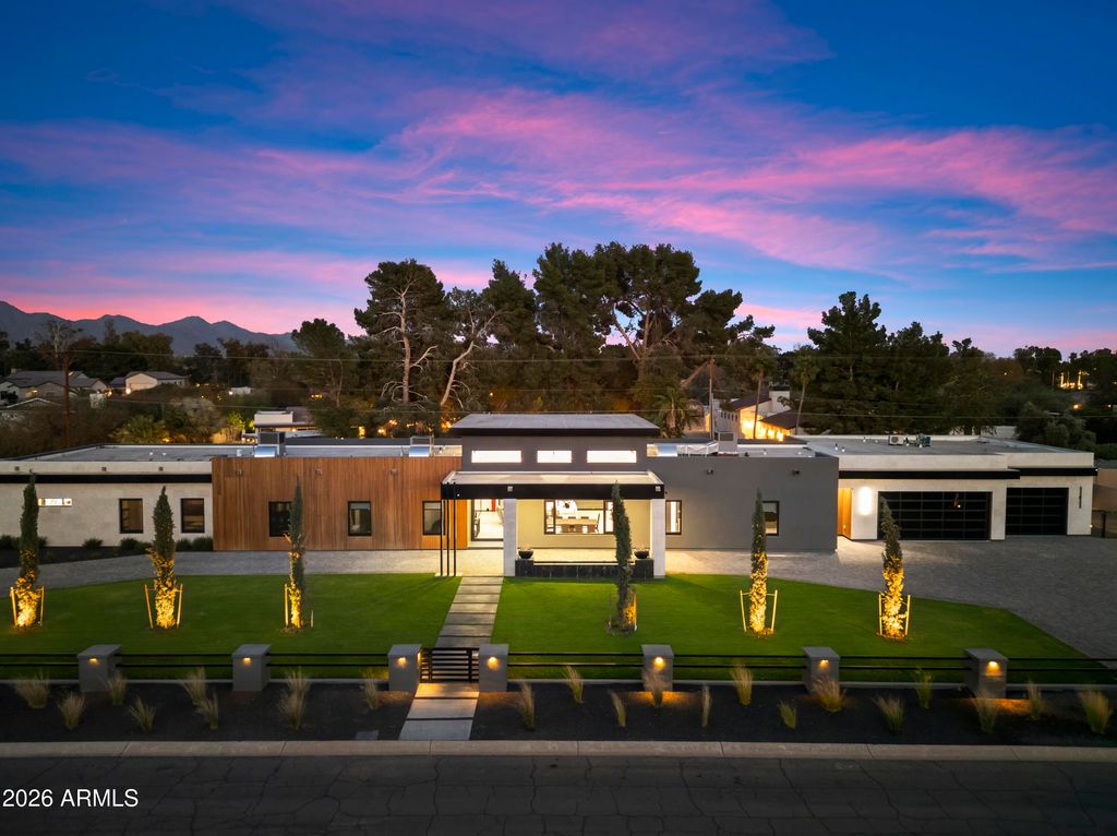 Photo of 10829 N Miller Road, Scottsdale, AZ 85260 (MLS # 6982604)