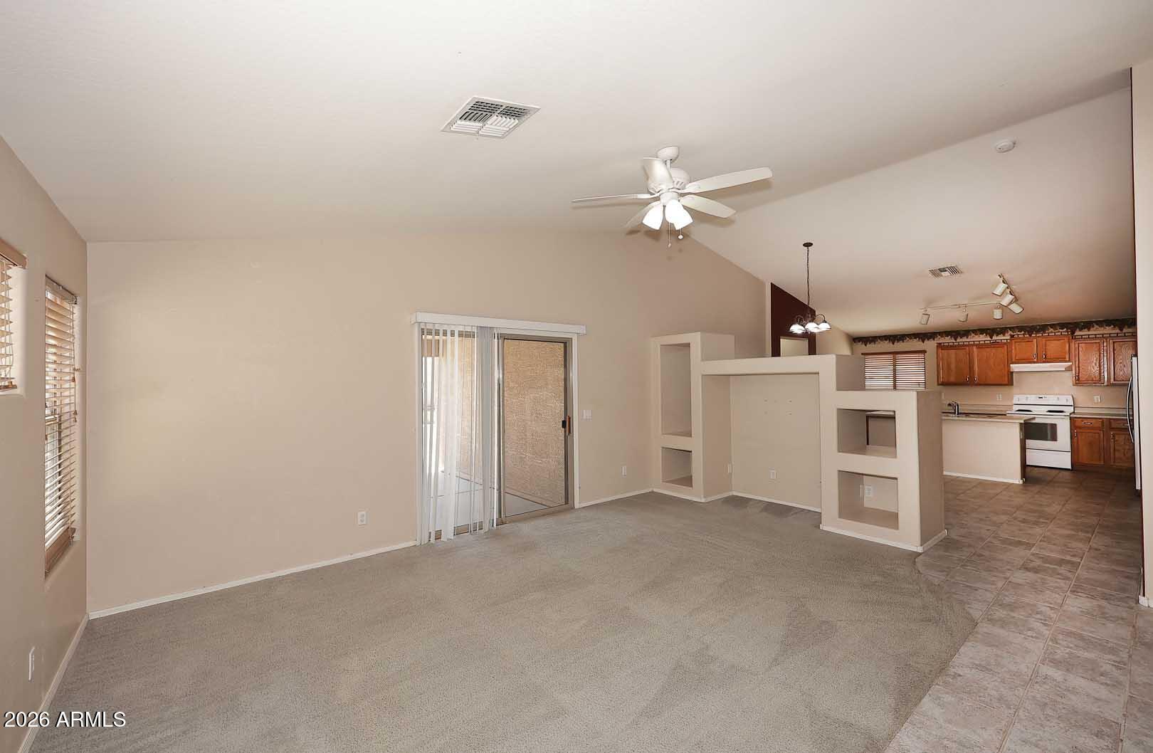 10945 W LOMA Lane