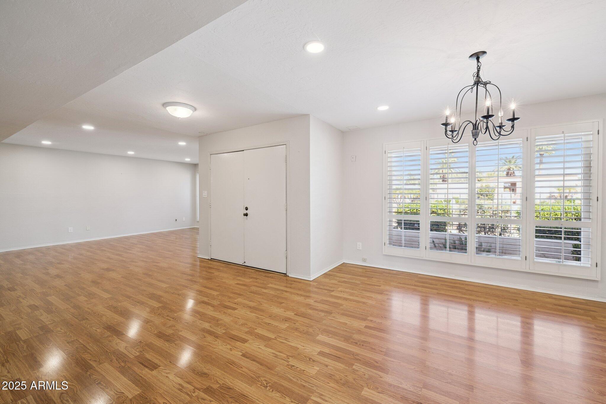 Homes for Sale in Queen Creek Arizona 4 8590 E VIA DE DORADO --