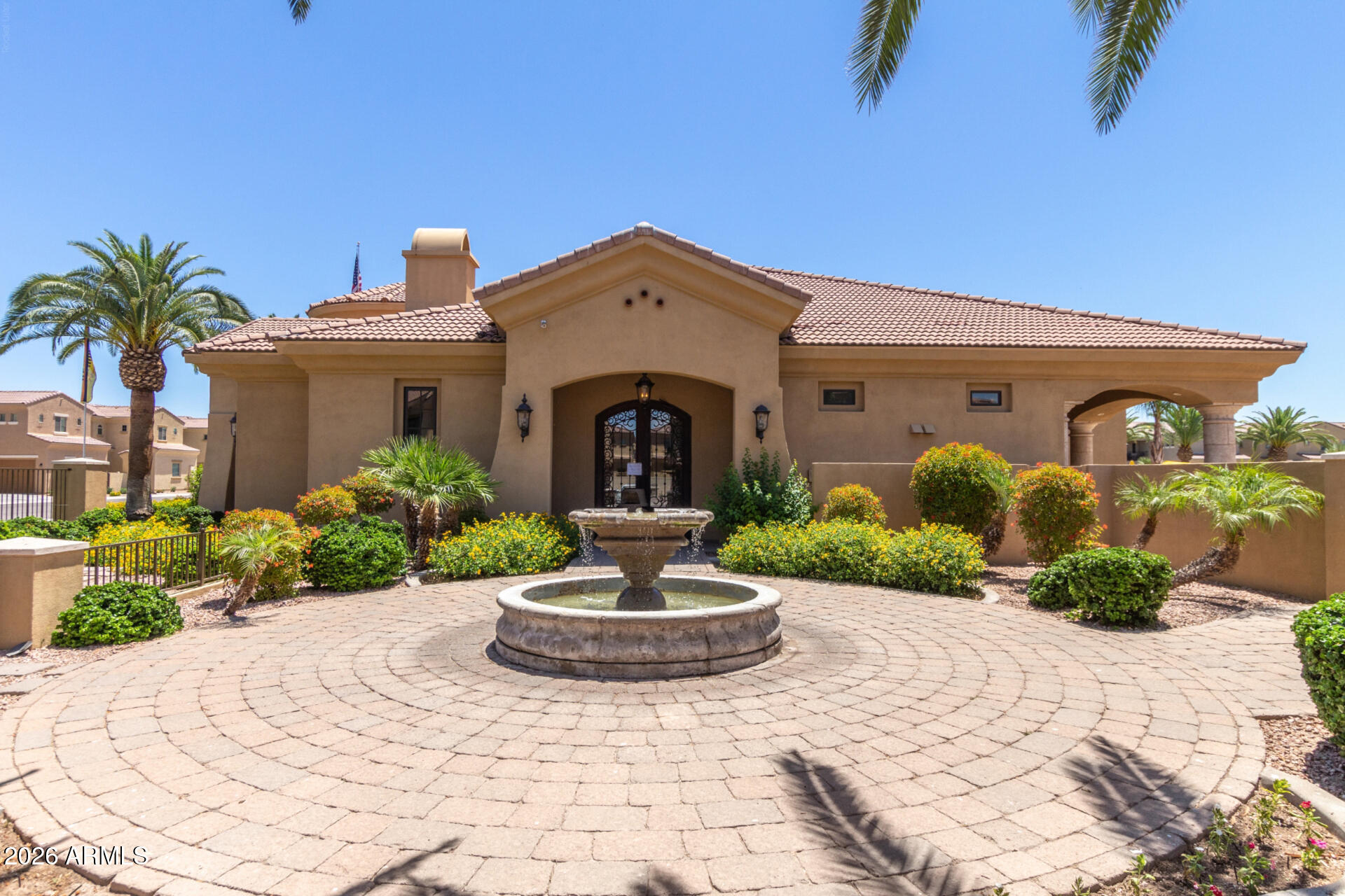 1367 S COUNTRY CLUB Drive 1187