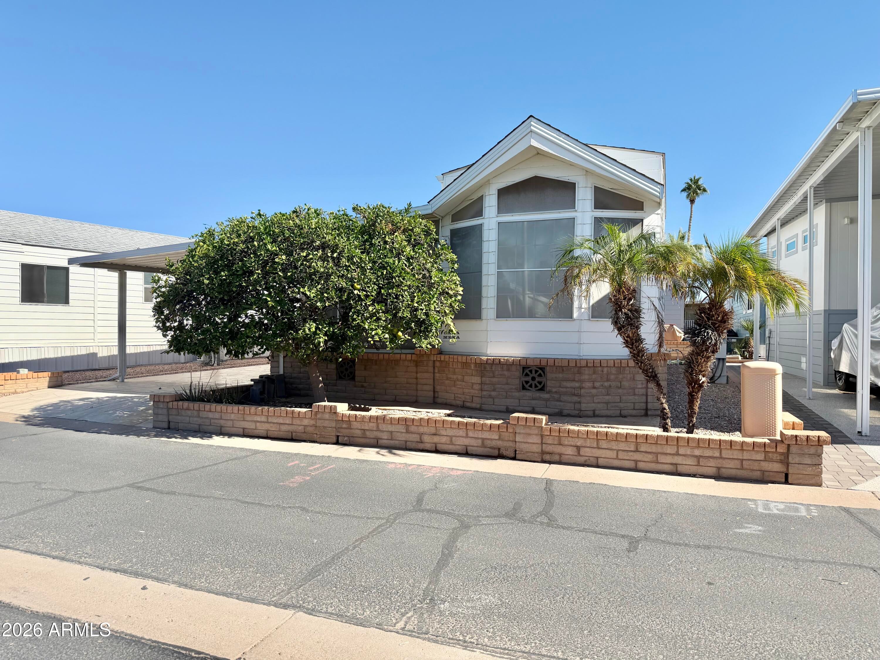 111 S GREENFIELD Road 555