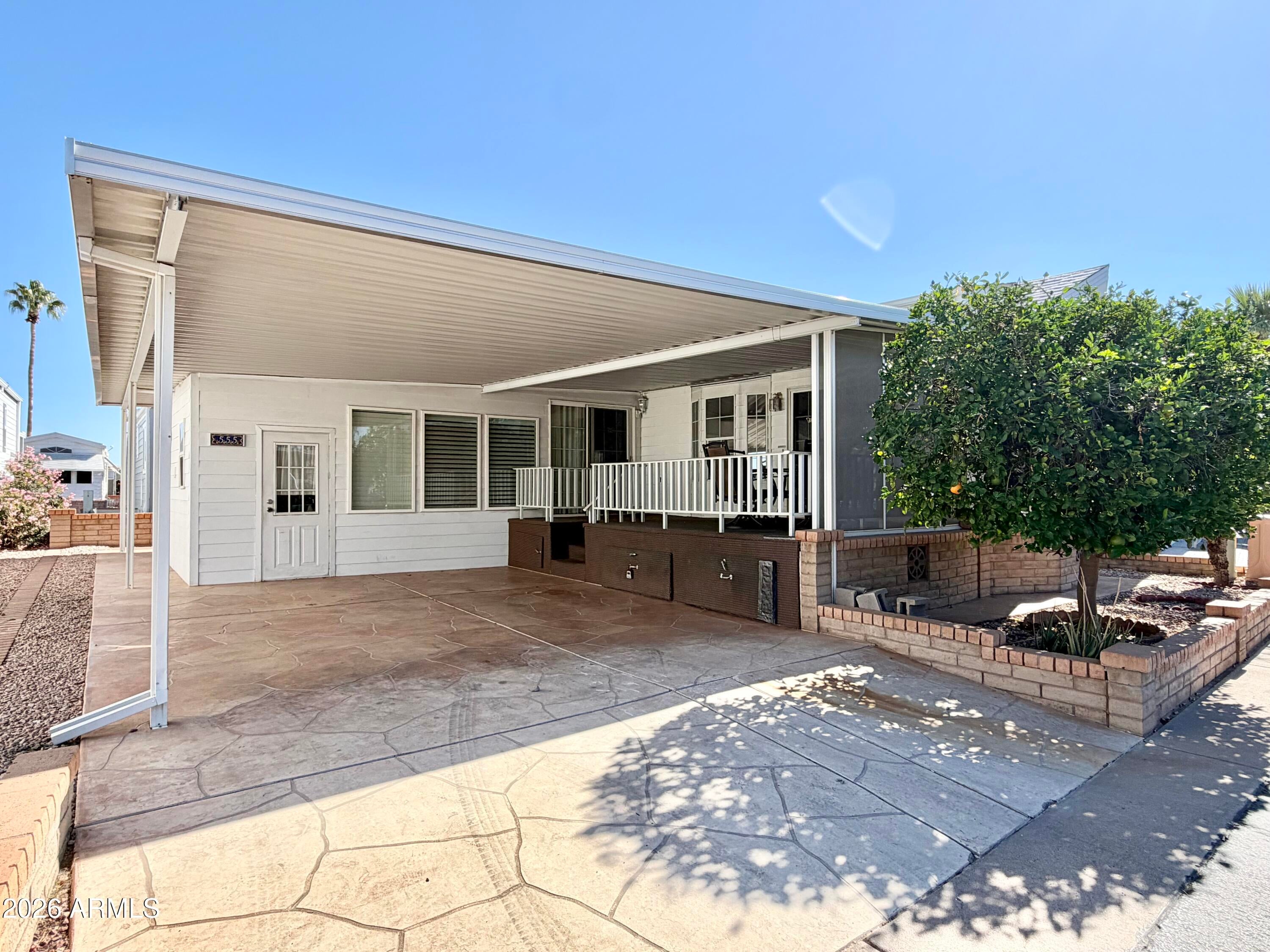 111 S GREENFIELD Road 555