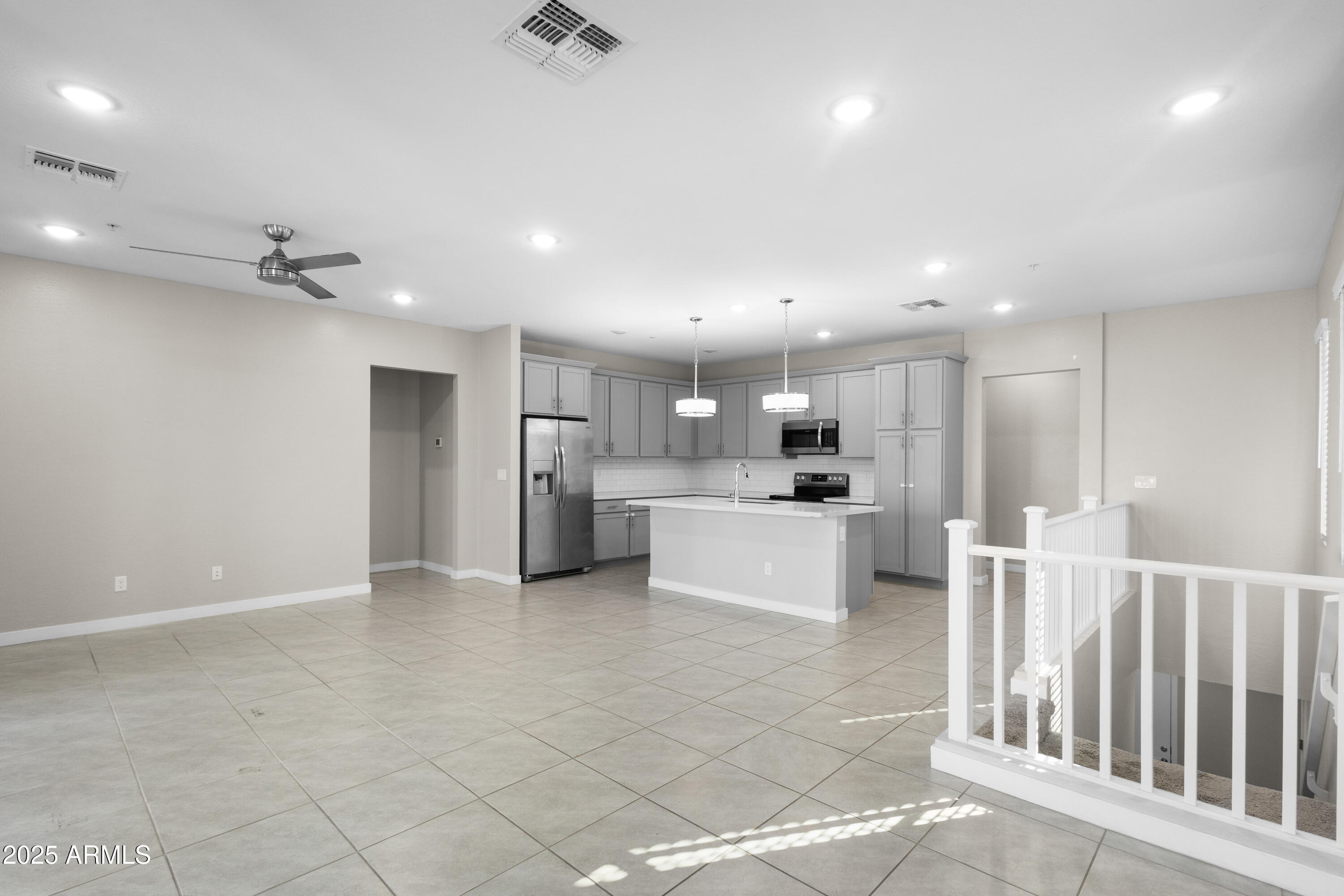 155 N Lakeview Boulevard 259