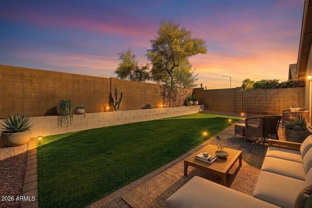 Photo of 20819 N 1st Avenue, Phoenix, AZ 85027 (MLS # 7004113)