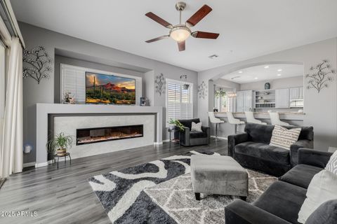 6816 S PINEHURST Drive Gilbert AZ 85298