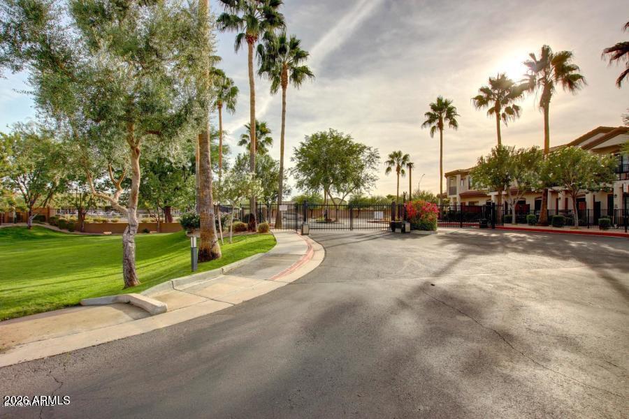 3150 E BEARDSLEY Road 1006