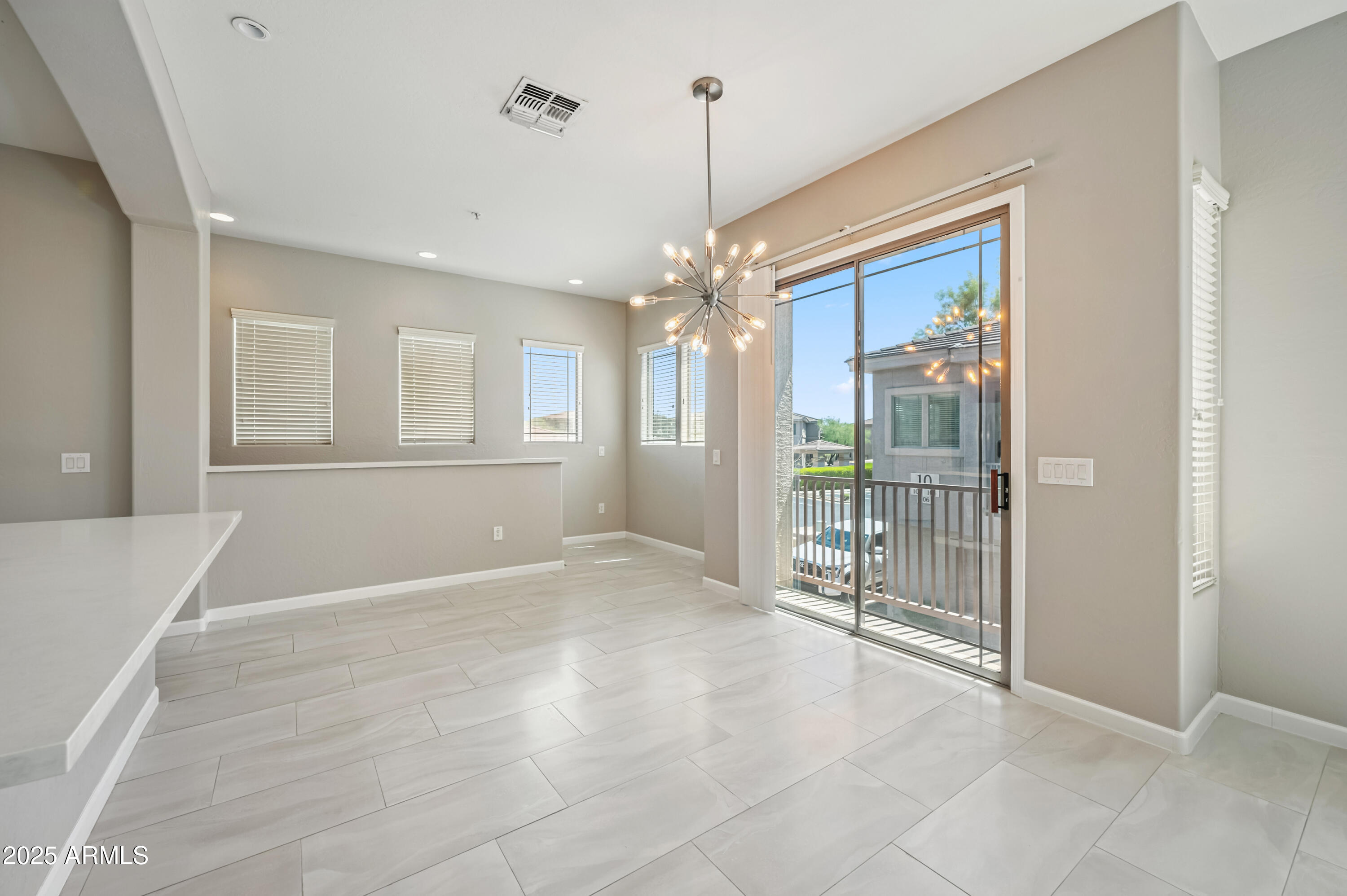 42424 N GAVILAN PEAK Parkway 7206