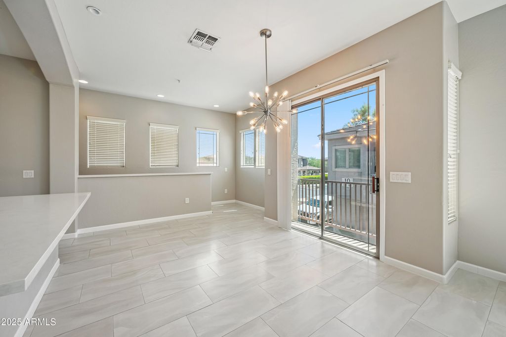 Photo of 42424 N Gavilan Peak Parkway #7206, Anthem, AZ 85086 (MLS # 6991421)