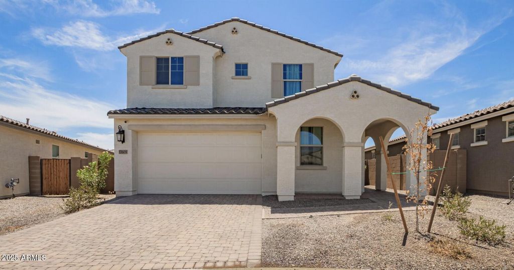 Photo of 17605 W Colter Street, Litchfield Park, AZ 85340 (MLS # 6908792)