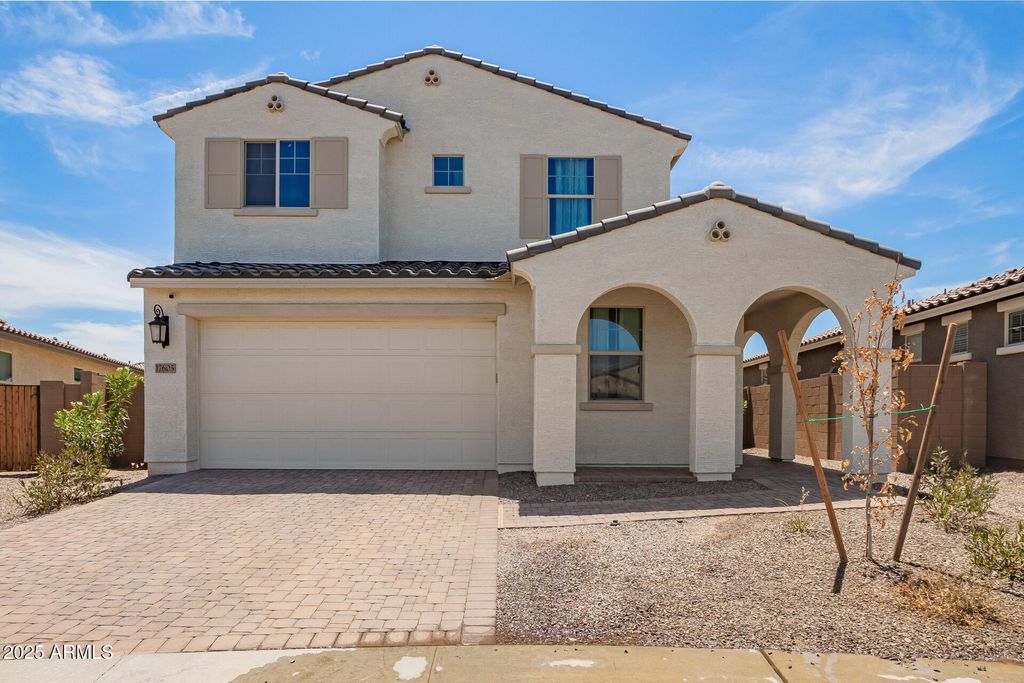 Photo of 17605 W Colter Street, Litchfield Park, AZ 85340 (MLS # 6908792)